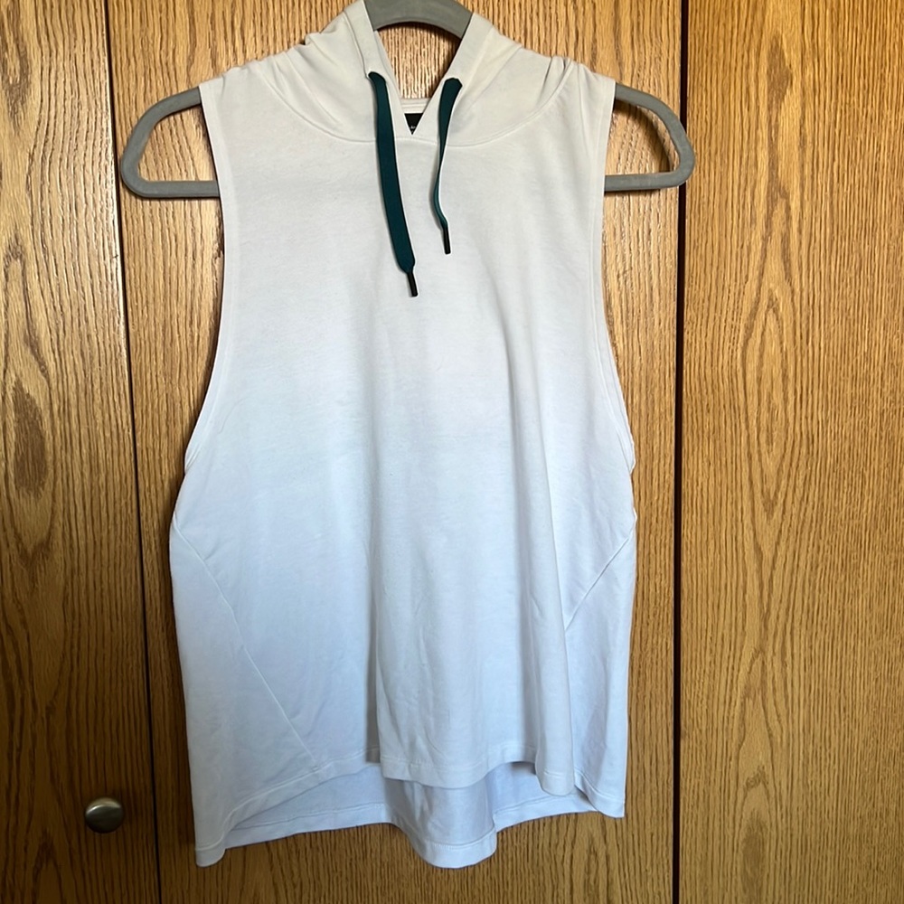 Under Armor sleeveless hoodie tank